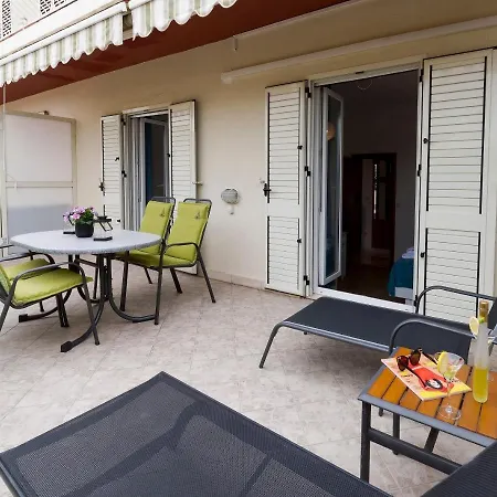 Ina2 - Modern And Cosy Apartment *